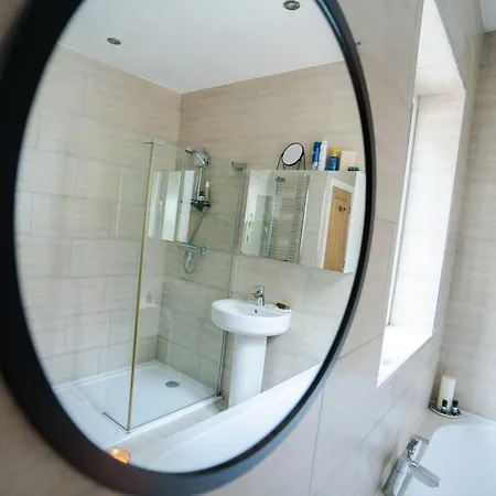 Acer View Leeds (West Yorkshire)